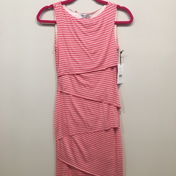 Dress - Picture 1 of 3